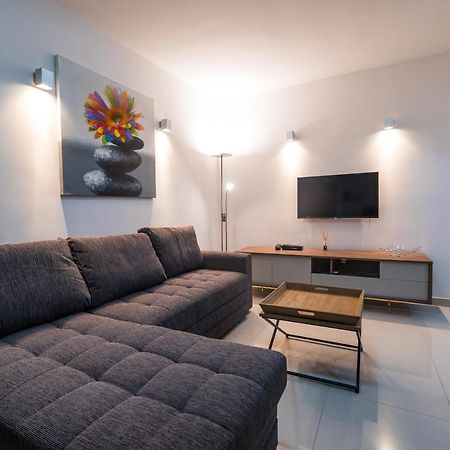 Sh6A- Qawra Prime Location 2 Bedroom Apartment St. Paul's Bay Buitenkant foto